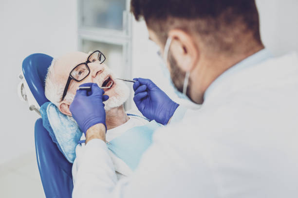 Best Emergency Tooth Extraction in De Kal, TX